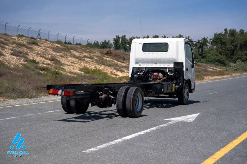 2020 Hino 300 STANDARD thumbnail 8