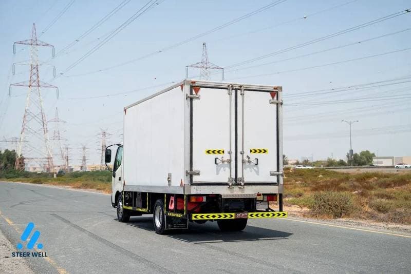 2020 Hino 300 STANDARD thumbnail 6