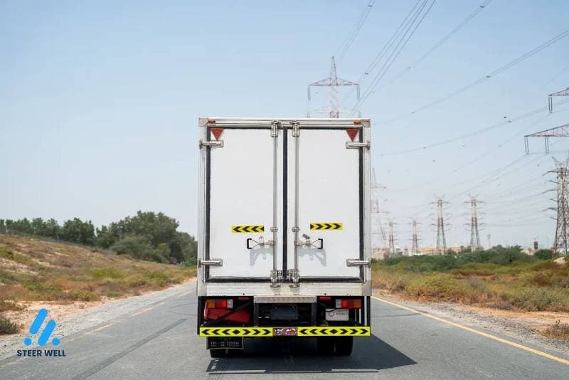 2020 Hino 300 STANDARD thumbnail 7
