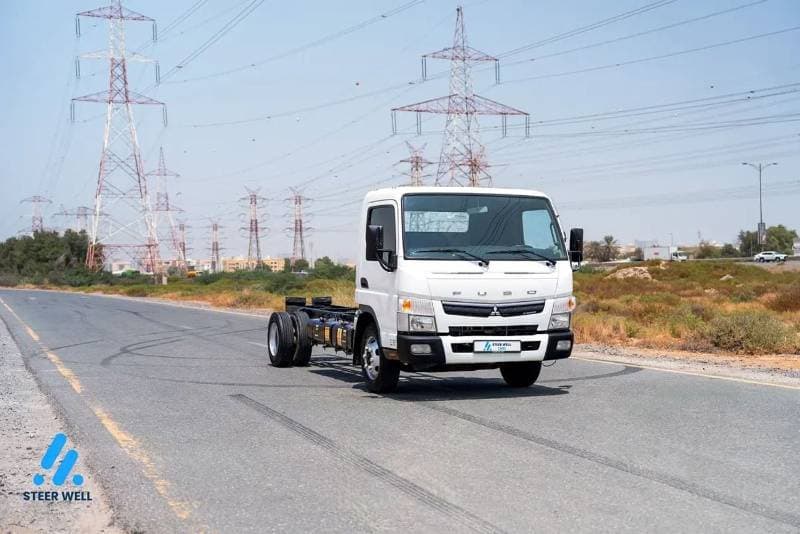 2021 Mitsubishi Canter STANDARD thumbnail 3