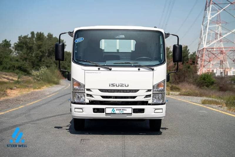 2025 Isuzu NPR thumbnail 2