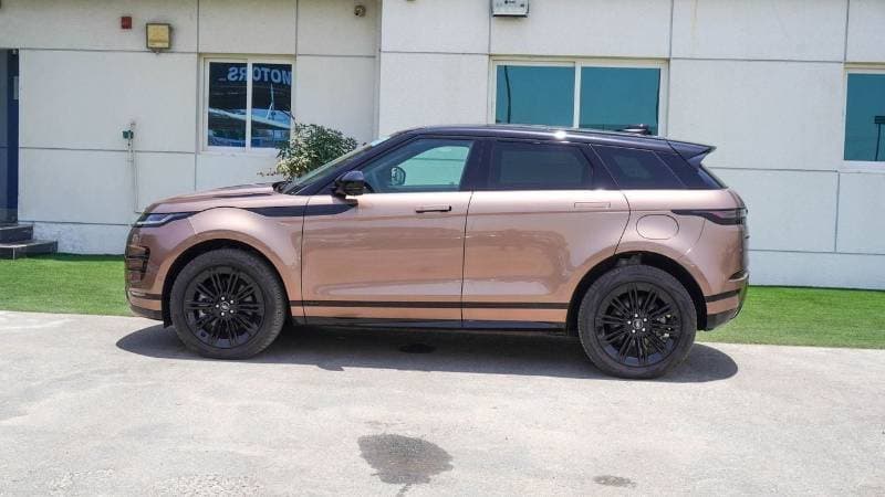 2024 Land Rover Range Rover Evoque AUTOBIOGRAPHY thumbnail 4