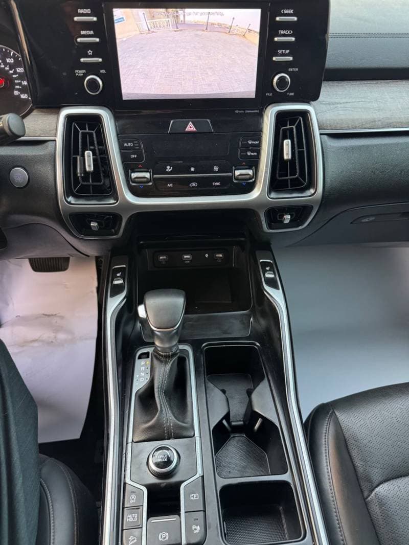 2021 Kia Sorento EX thumbnail 7