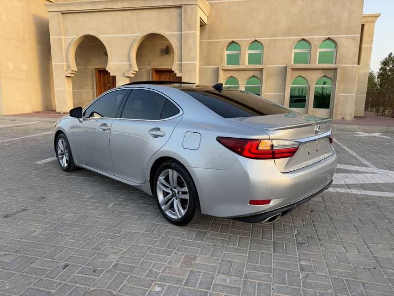 2016 Lexus ES350 PLATINUM thumbnail 5