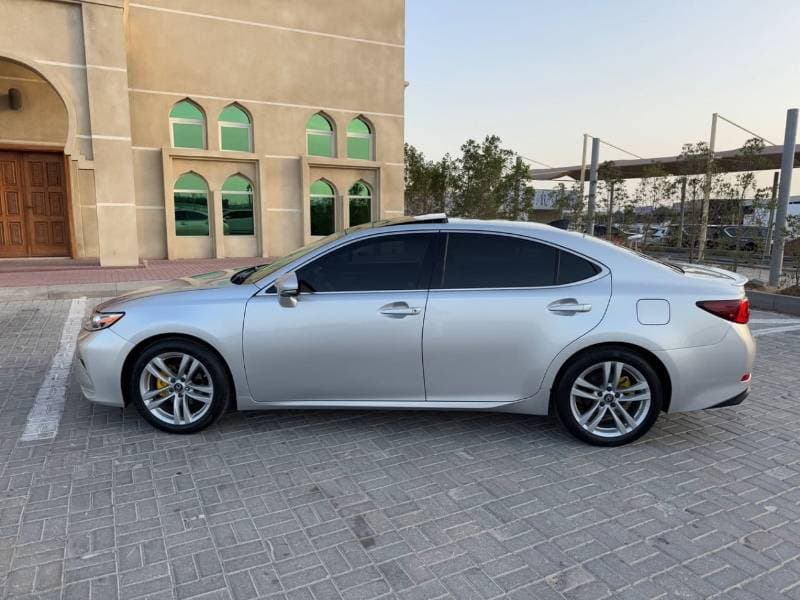 2016 Lexus ES350 PLATINUM thumbnail 6