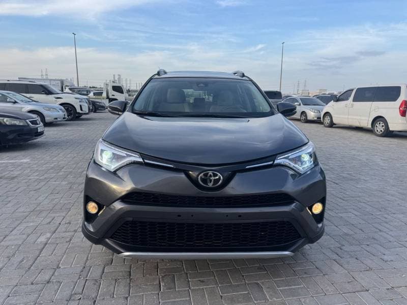 2018 Toyota RAV4 thumbnail 3