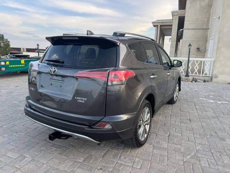 2018 Toyota RAV4 thumbnail 7