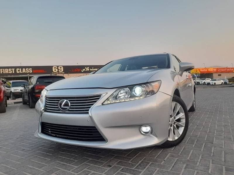 2013 Lexus ES300h STANDARD thumbnail 2