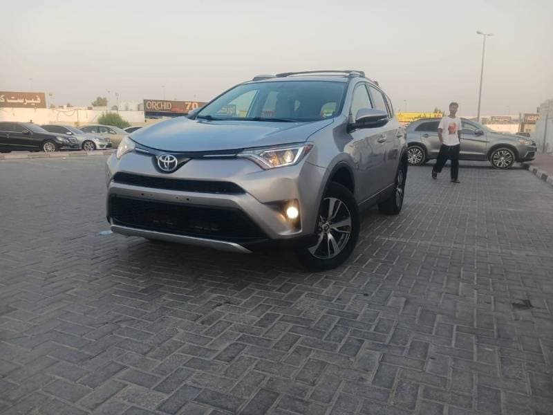 2016 Toyota RAV4 thumbnail 7