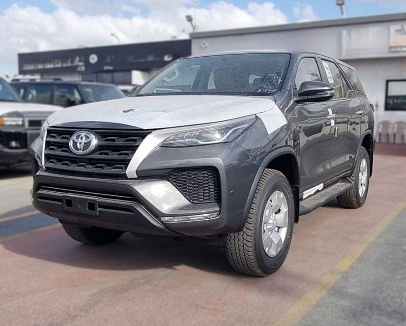 2026 Toyota Fortuner EXR