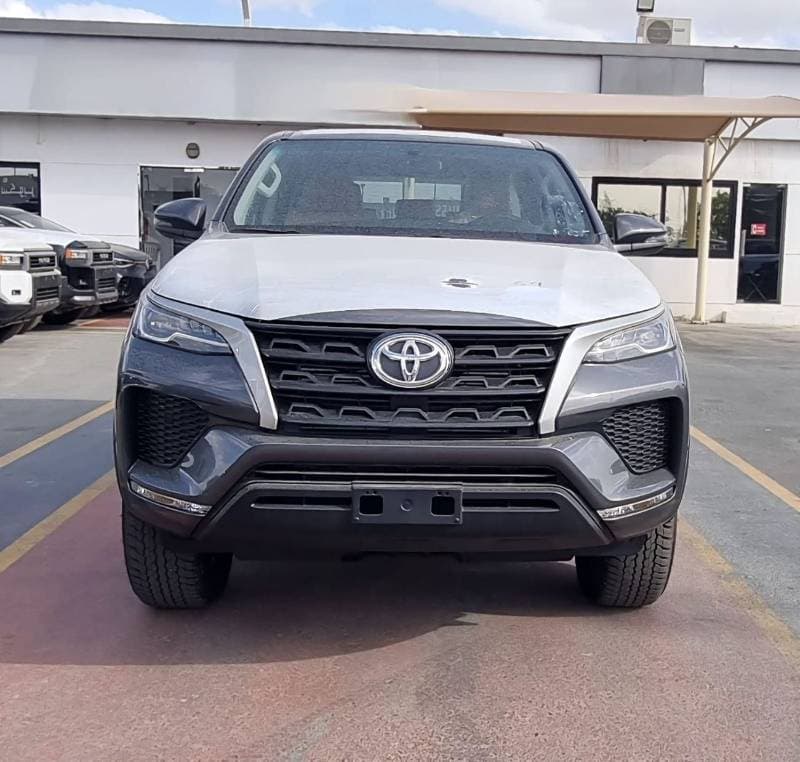 2026 Toyota Fortuner EXR thumbnail 3