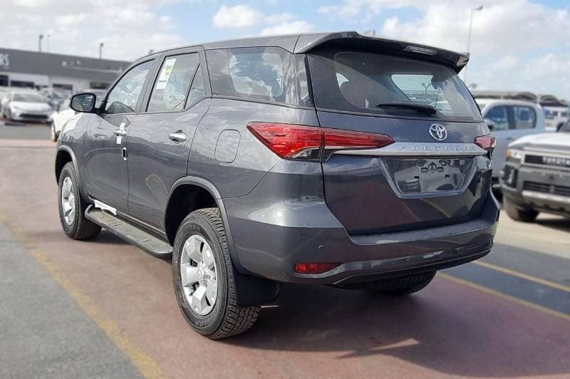 2026 Toyota Fortuner EXR thumbnail 5