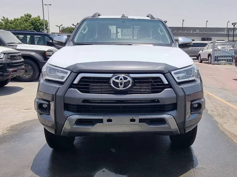 2026 Toyota Hilux ADVENTURE thumbnail 2