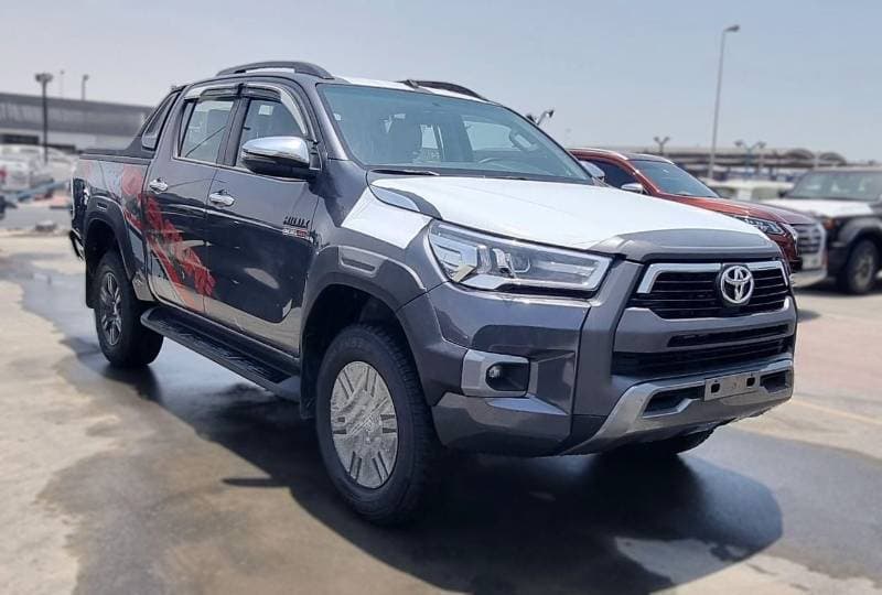 2026 Toyota Hilux ADVENTURE thumbnail 3