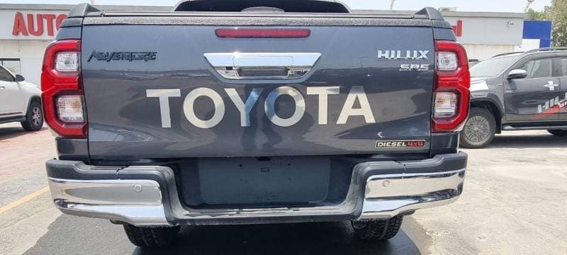 2026 Toyota Hilux ADVENTURE thumbnail 6
