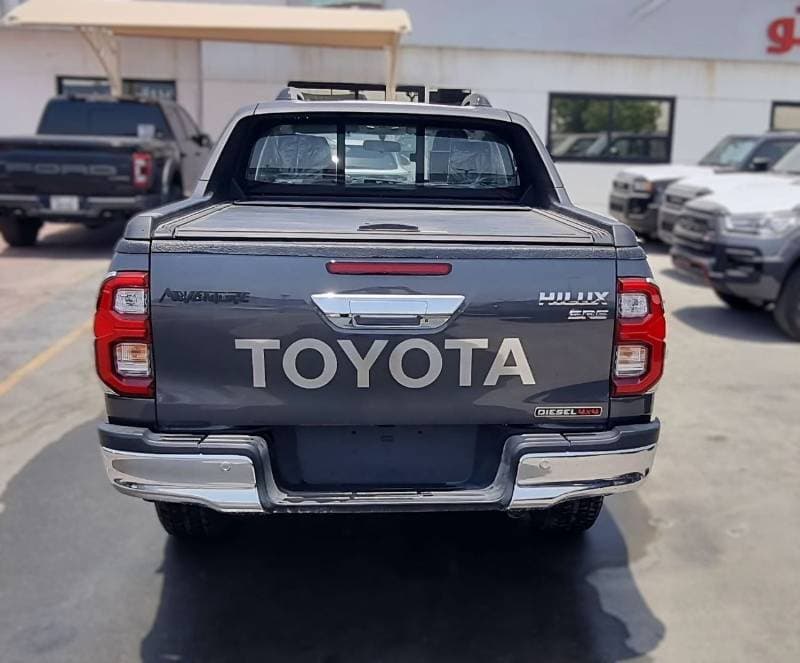 2026 Toyota Hilux ADVENTURE thumbnail 7