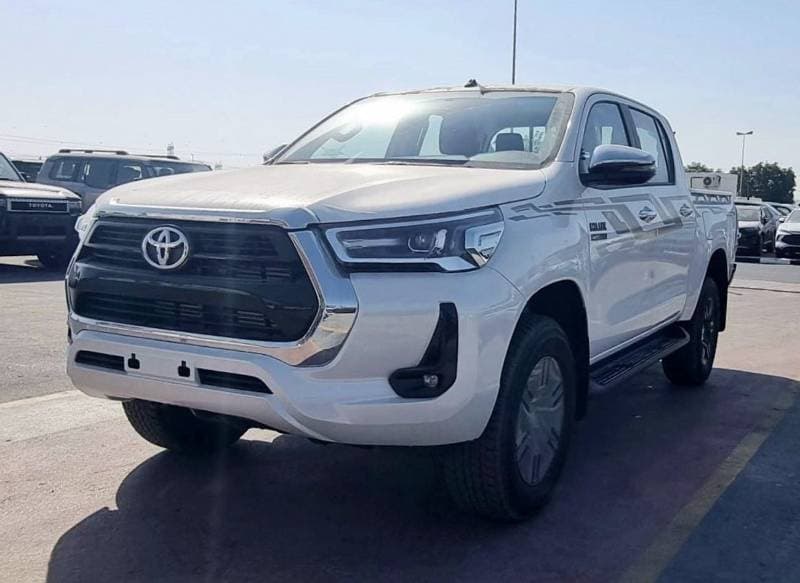 2025 Toyota Hilux SGLX