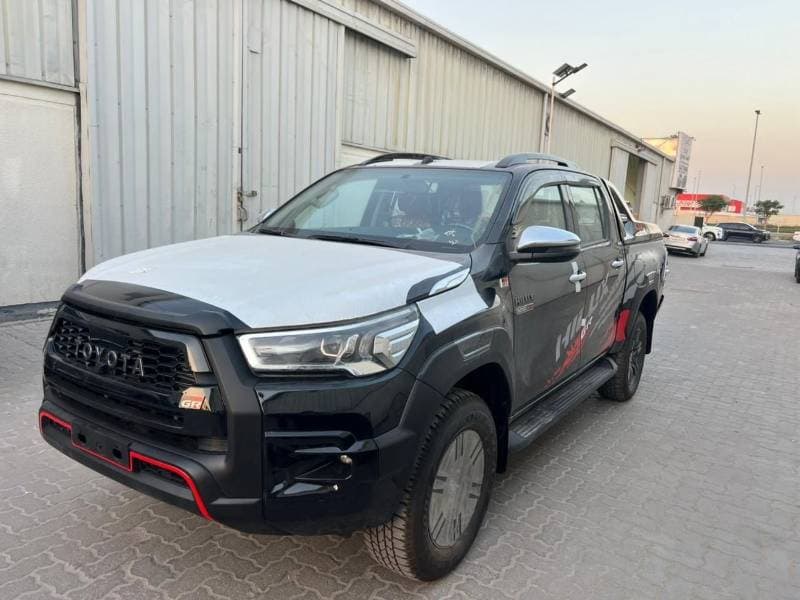 2026 Toyota Hilux GR SPORT thumbnail 2