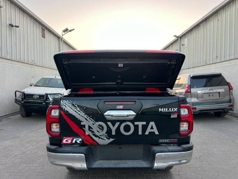 2026 Toyota Hilux GR SPORT thumbnail 7