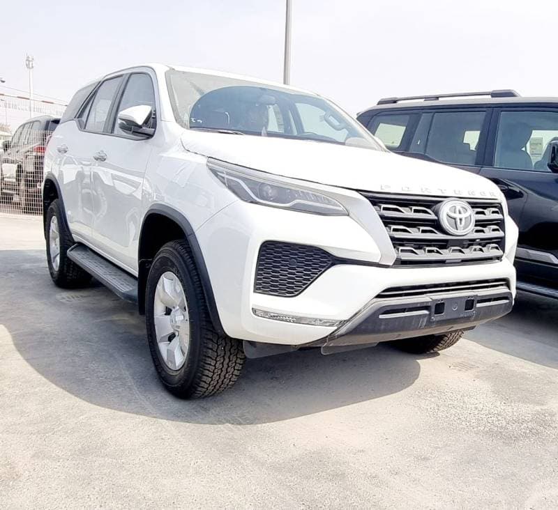 2025 Toyota Fortuner EXR thumbnail 2