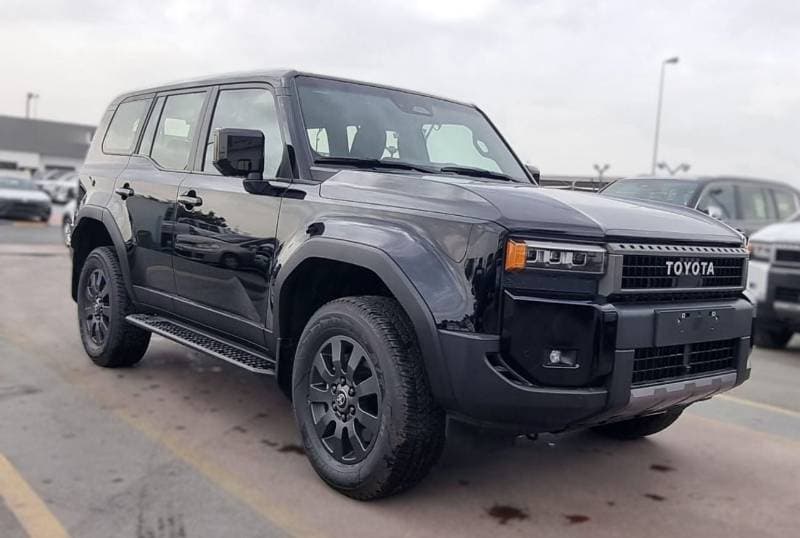 2026 Toyota Prado VXR thumbnail 3