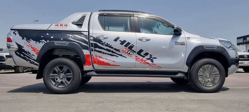 2026 Toyota Hilux GR SPORT thumbnail 6