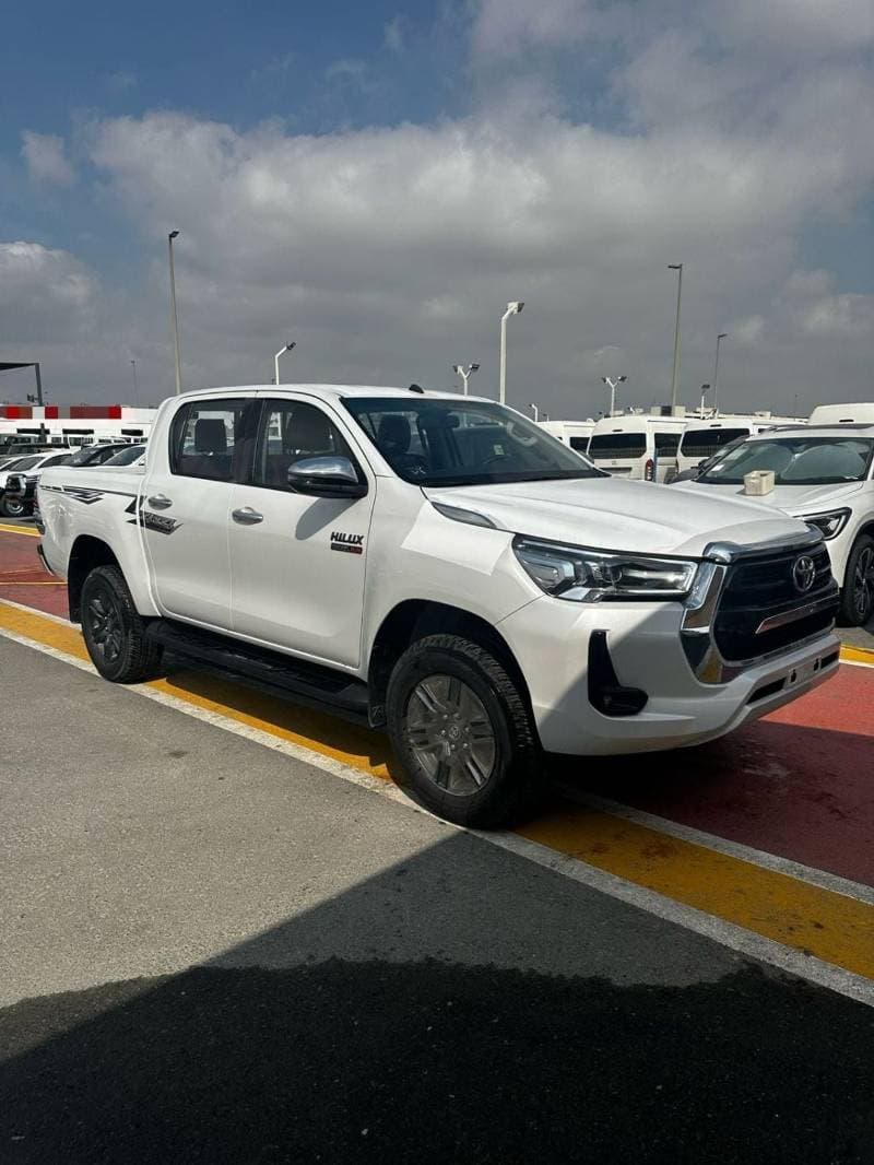 2026 Toyota Hilux SGLX thumbnail 2