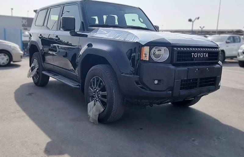2026 Toyota Prado URBAN thumbnail 3