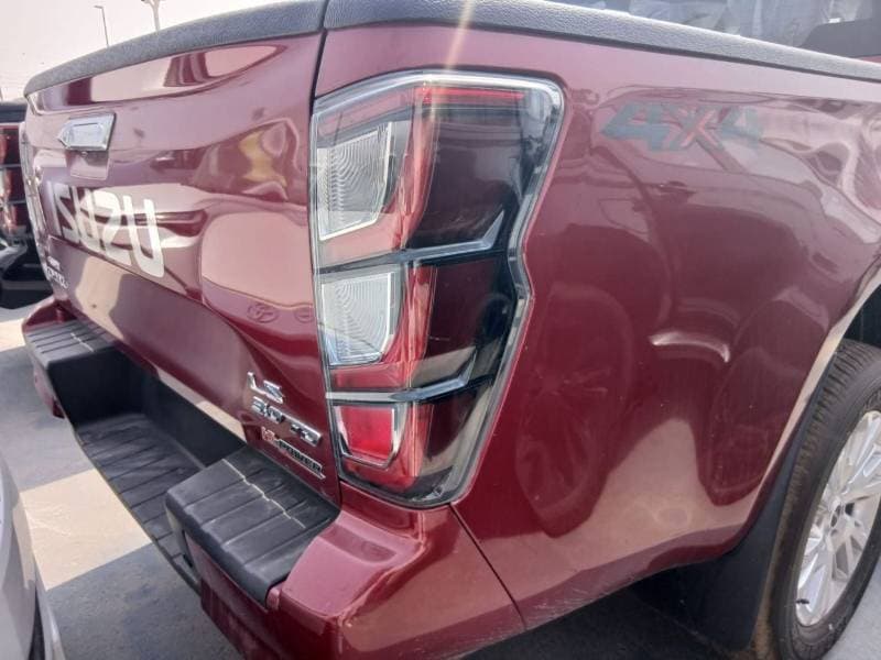 2027 Isuzu D MAX thumbnail 4
