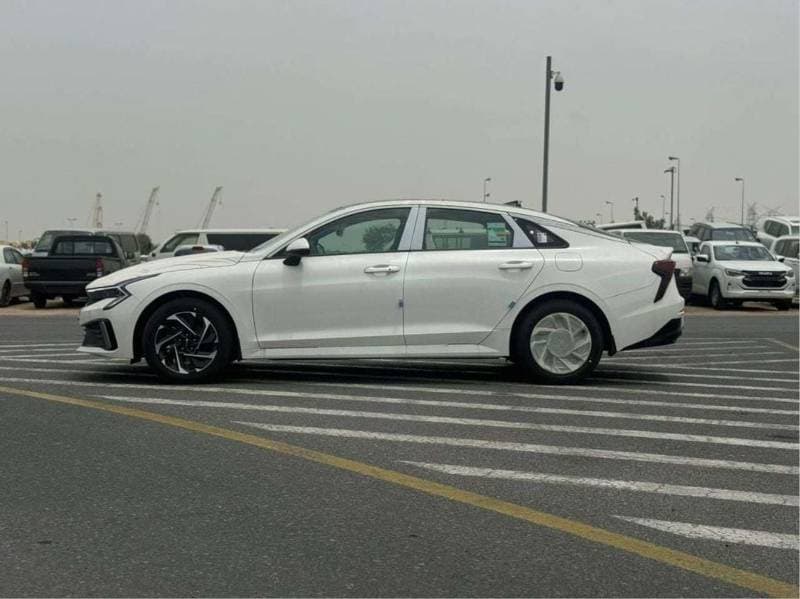 2026 Kia K5 EX thumbnail 3