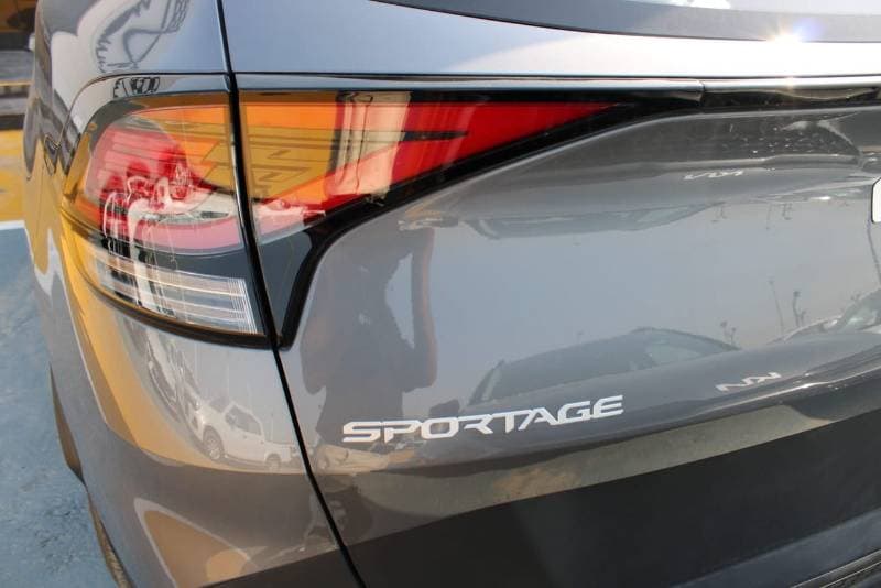 2026 Kia Sportage L DLX thumbnail 5