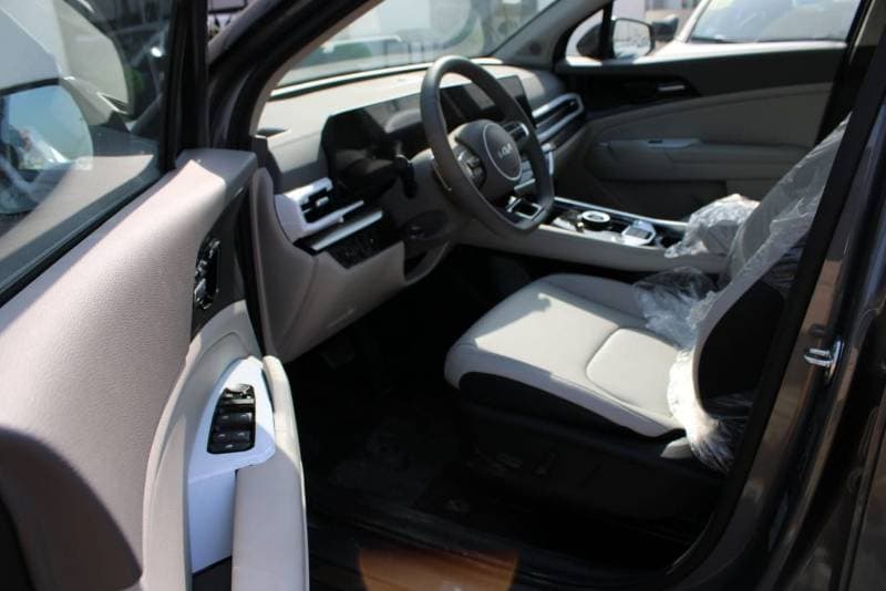 2026 Kia Sportage L DLX thumbnail 6