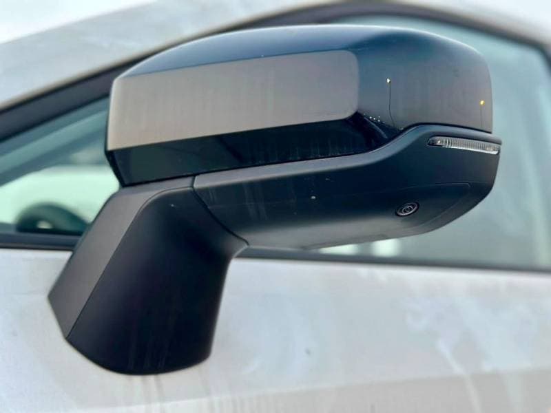 2026 Toyota RAV4 thumbnail 7