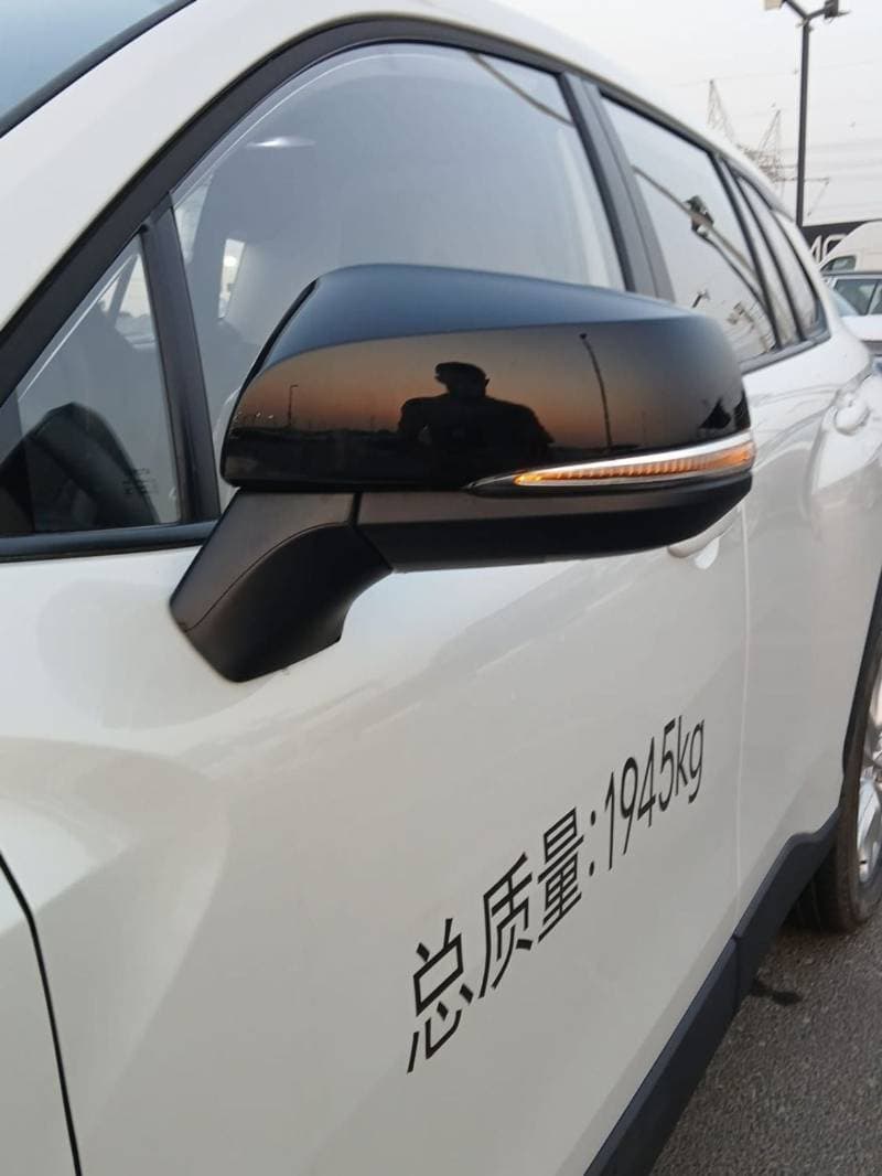 2026 Toyota Corolla Cross 2.0 Hybrid thumbnail 6