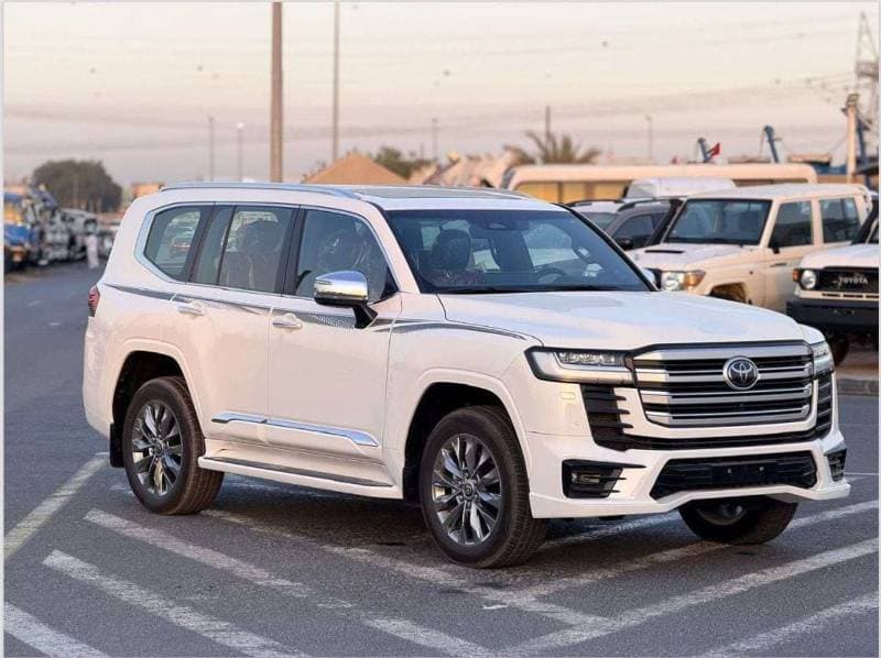 2025 Toyota Land Cruiser VXR
