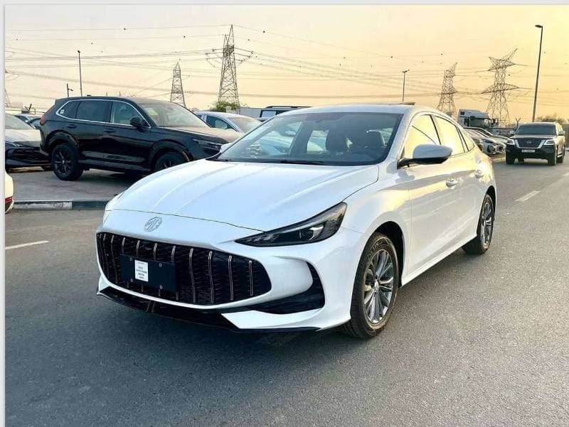 2025 MG 5 LUX