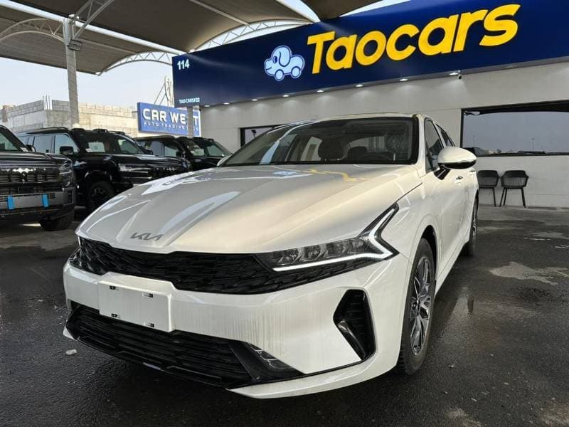 2025 Kia K5 EX