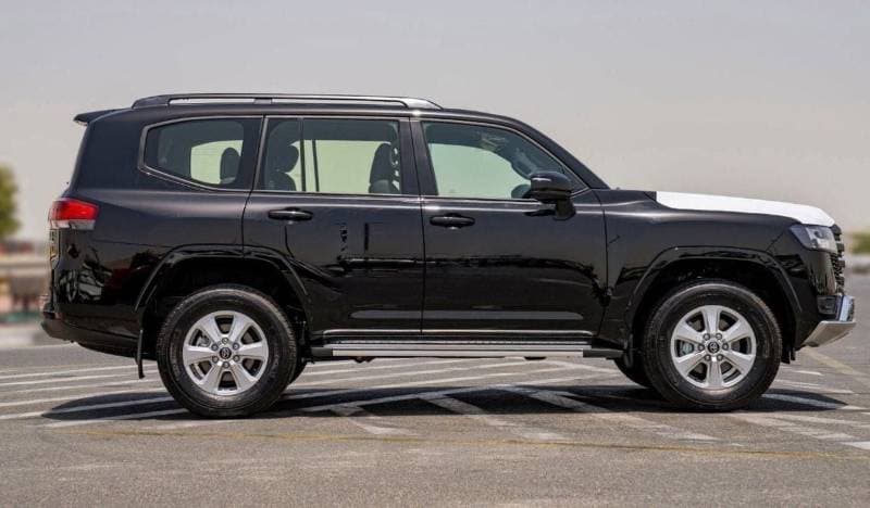 2025 Toyota Land Cruiser GXR thumbnail 4