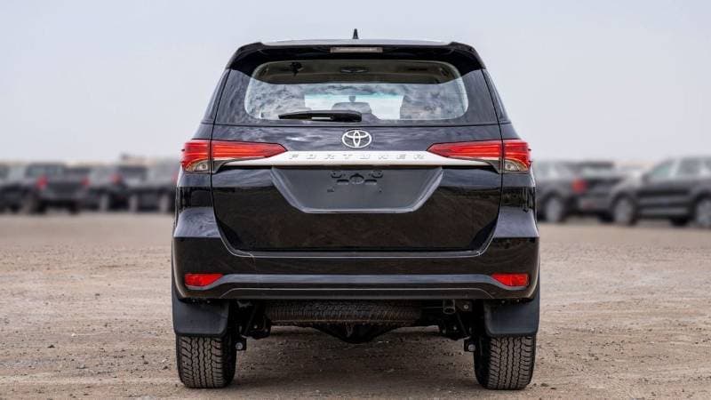2025 Toyota Fortuner EXR thumbnail 5