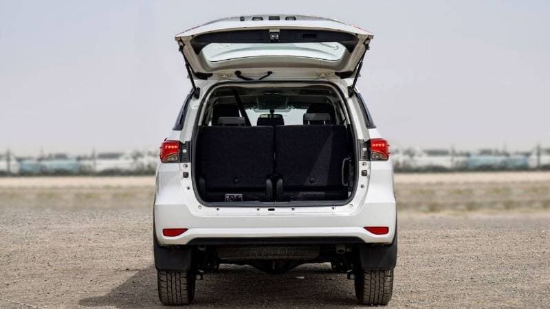2025 Toyota Fortuner EXR thumbnail 6