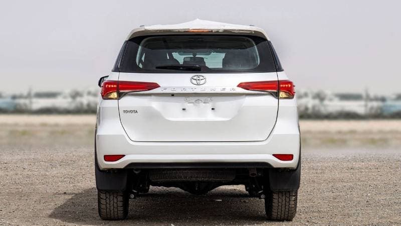 2025 Toyota Fortuner EXR thumbnail 5