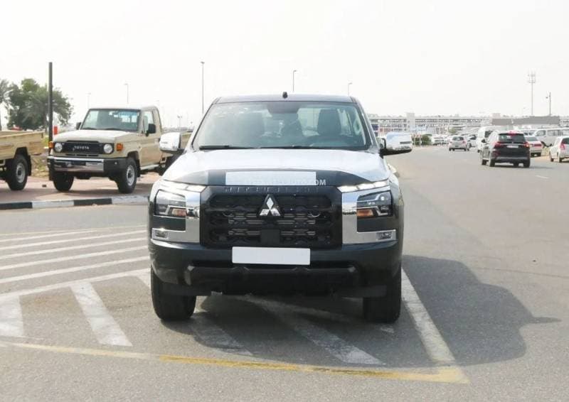 2026 Mitsubishi L200 thumbnail 2