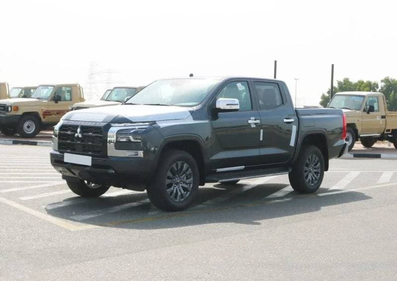 2026 Mitsubishi L200 thumbnail 3