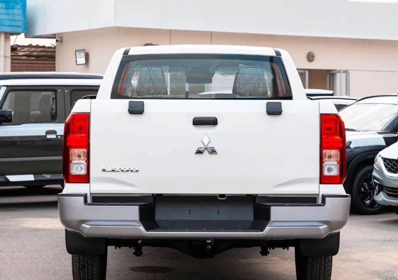 2025 Mitsubishi L200 GL thumbnail 5