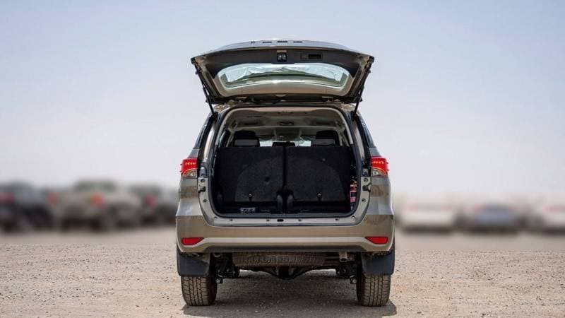 2024 Toyota Fortuner GX2 thumbnail 7