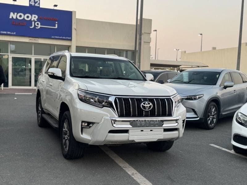 2019 Toyota Prado GXR thumbnail 2