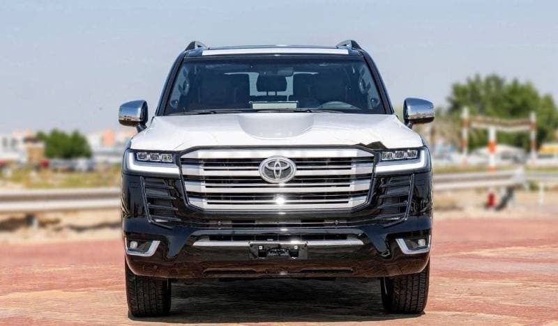 2024 Toyota Land Cruiser VXR thumbnail 2