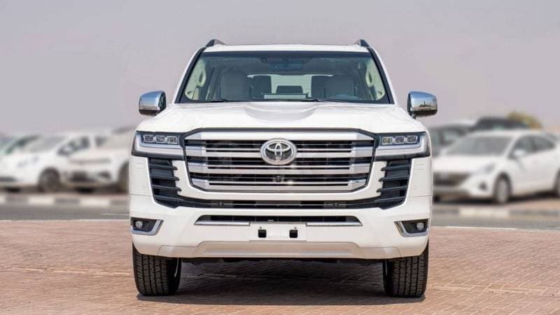 2025 Toyota Land Cruiser VXR thumbnail 2