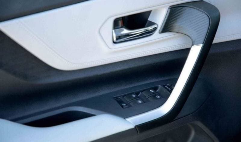 2025 Toyota Veloz GX thumbnail 6