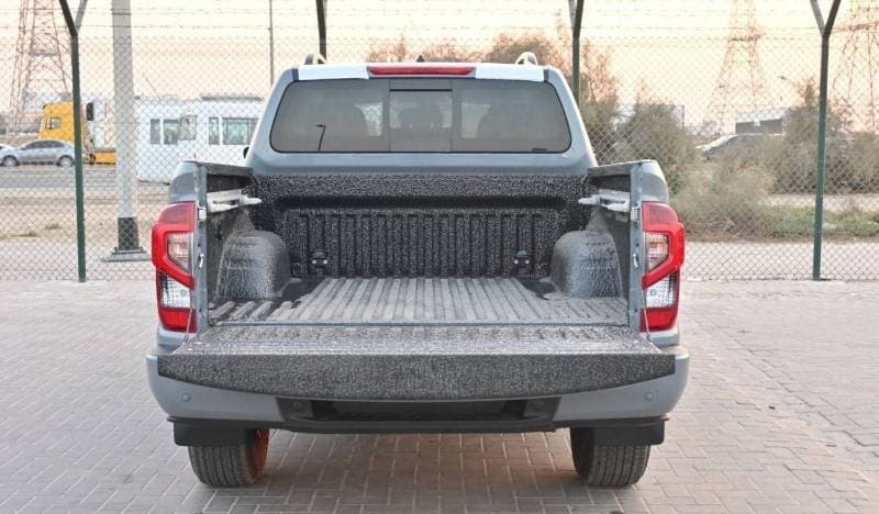 2025 Nissan Navara thumbnail 6